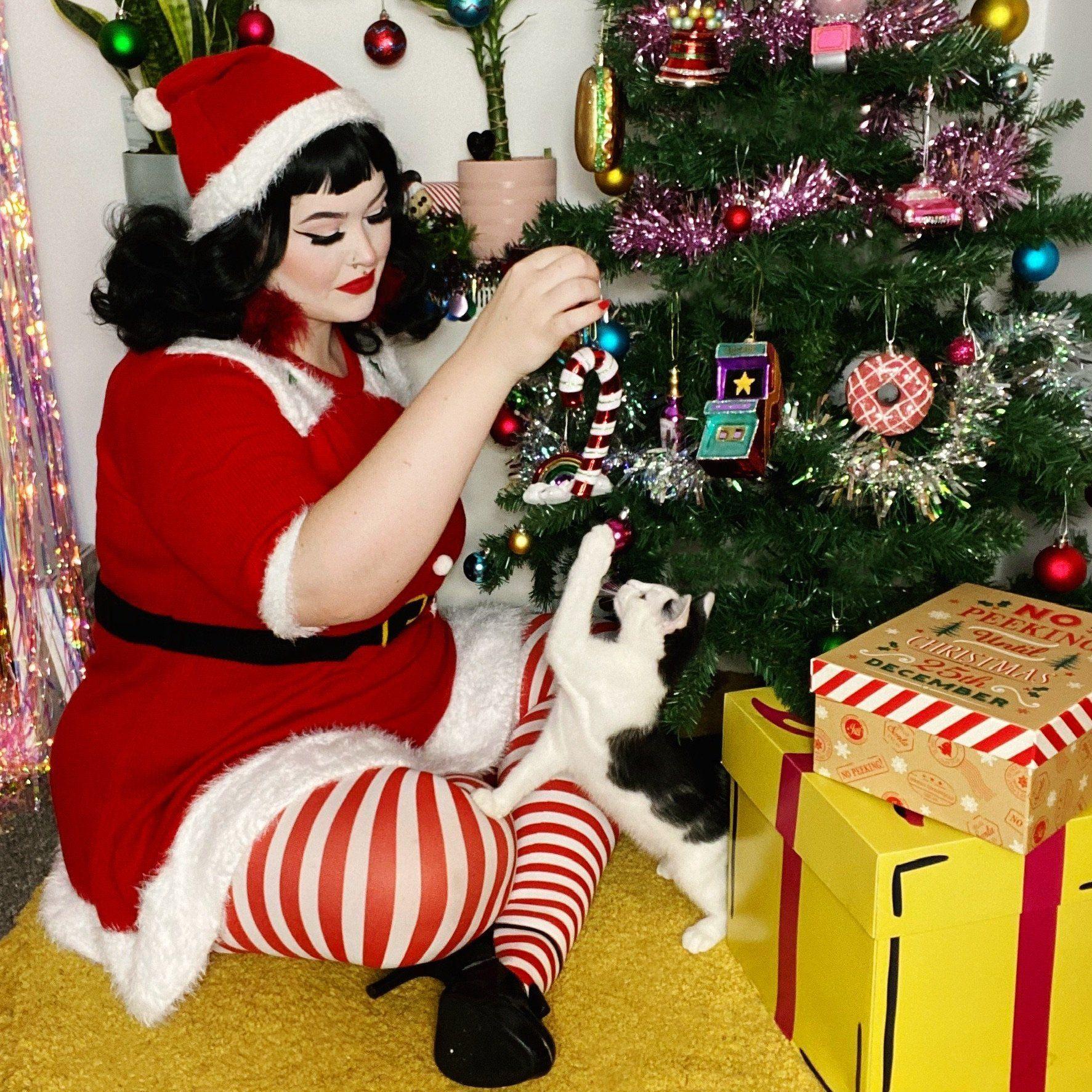 120 Denier Tights - Candy Canes - Snag