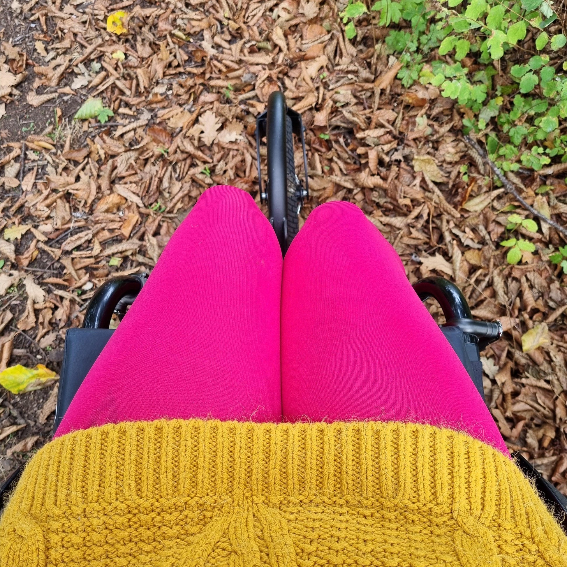 120 Denier Tights - Pomegranate - Snag