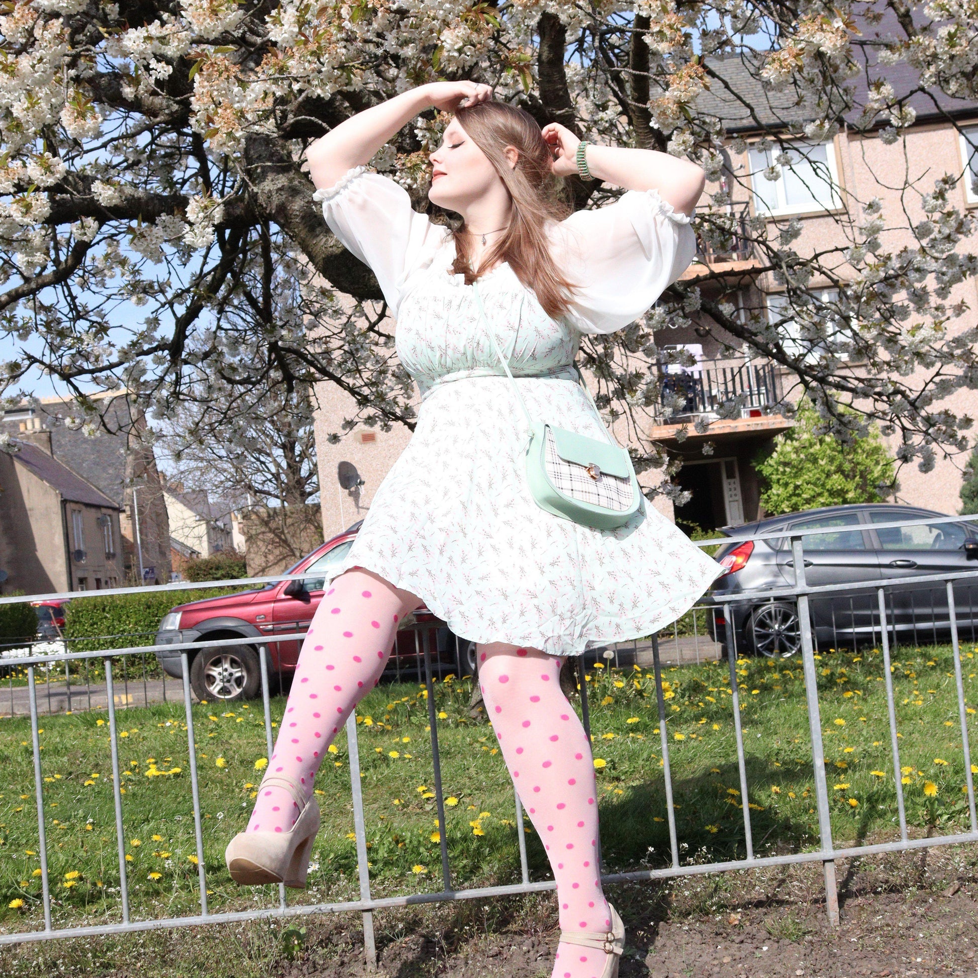 40 Denier Polka - Shortcake - Snag