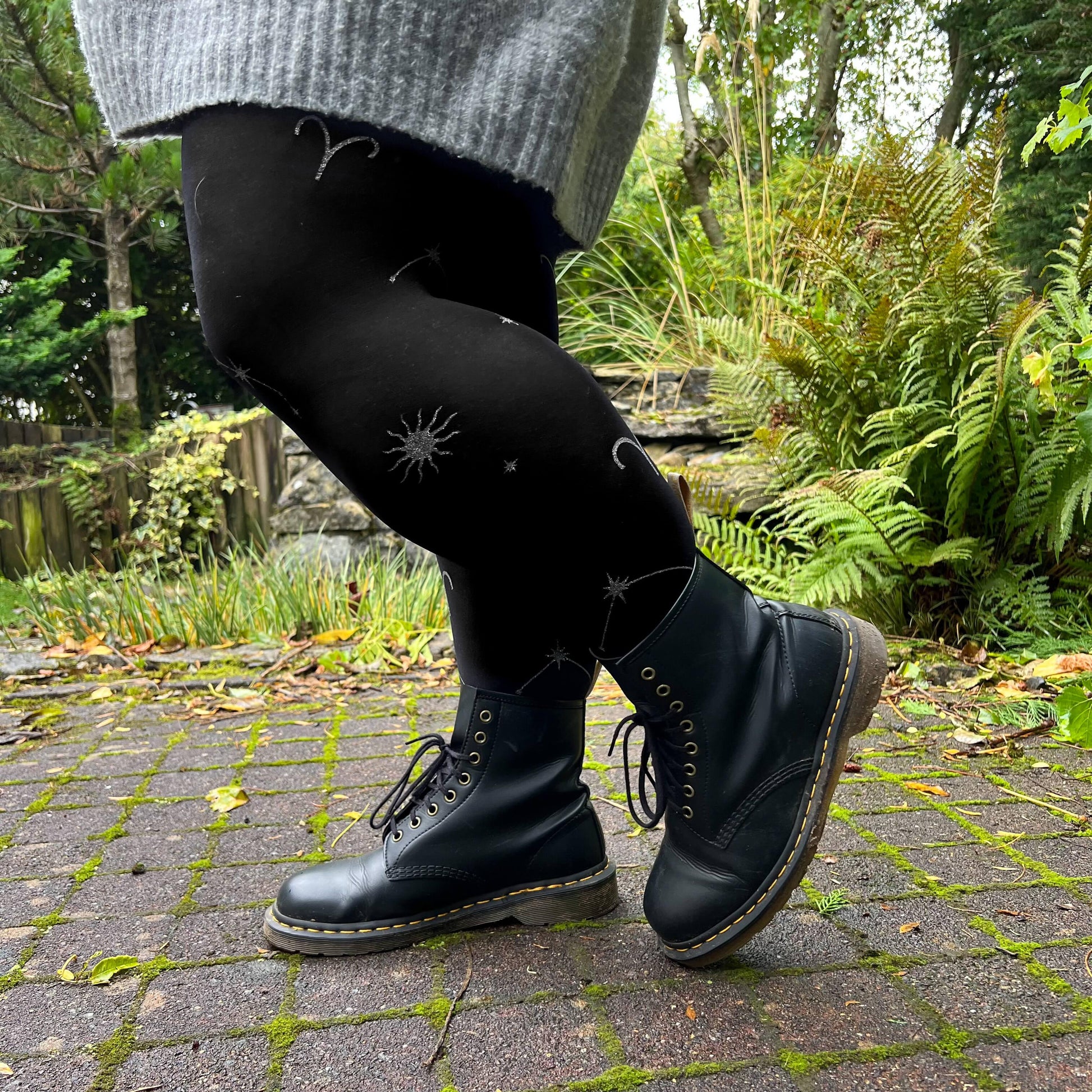 80 Denier Zodiac Tights - Aries - Snag