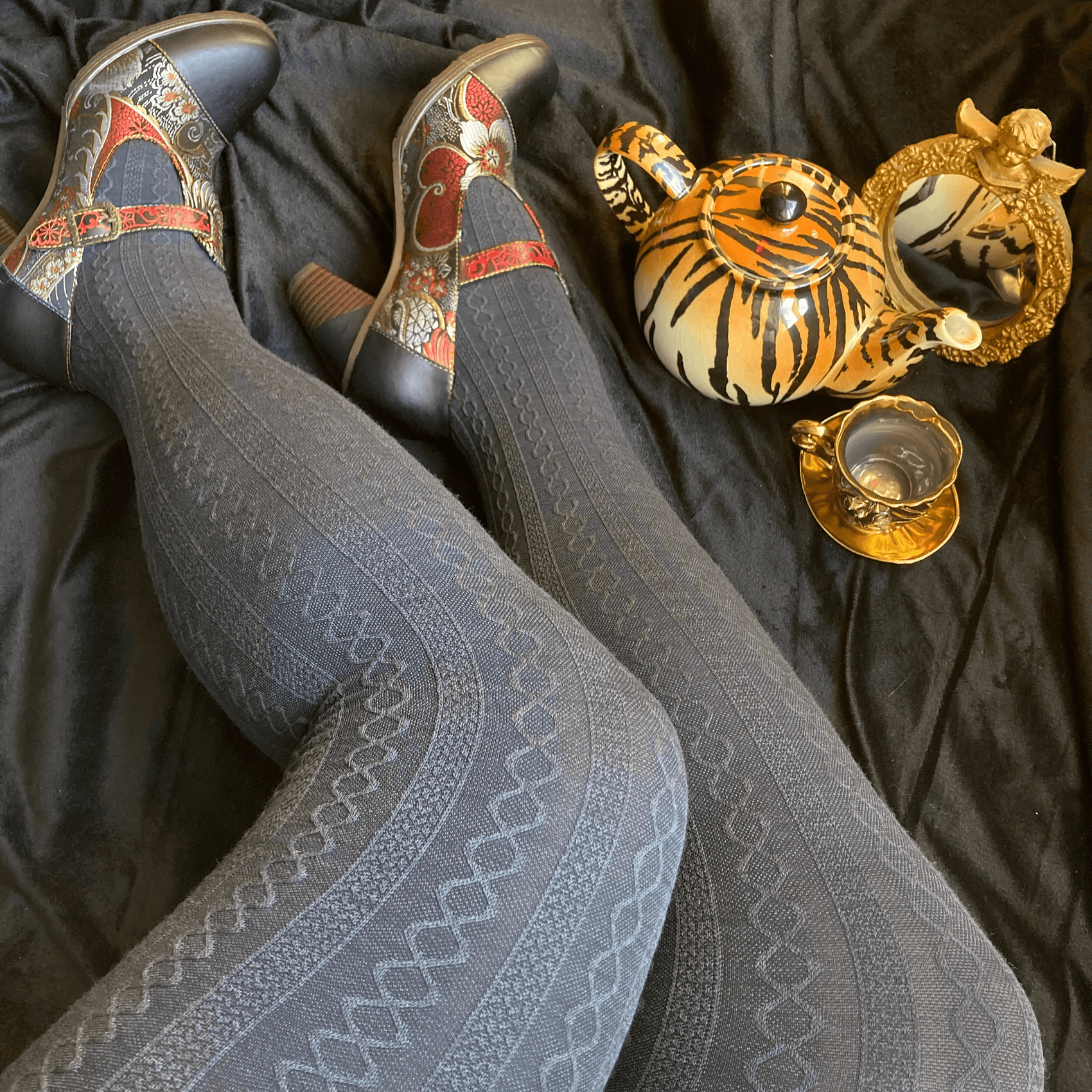 Grannies Cable Knit Wool Tights (V1) - Slate