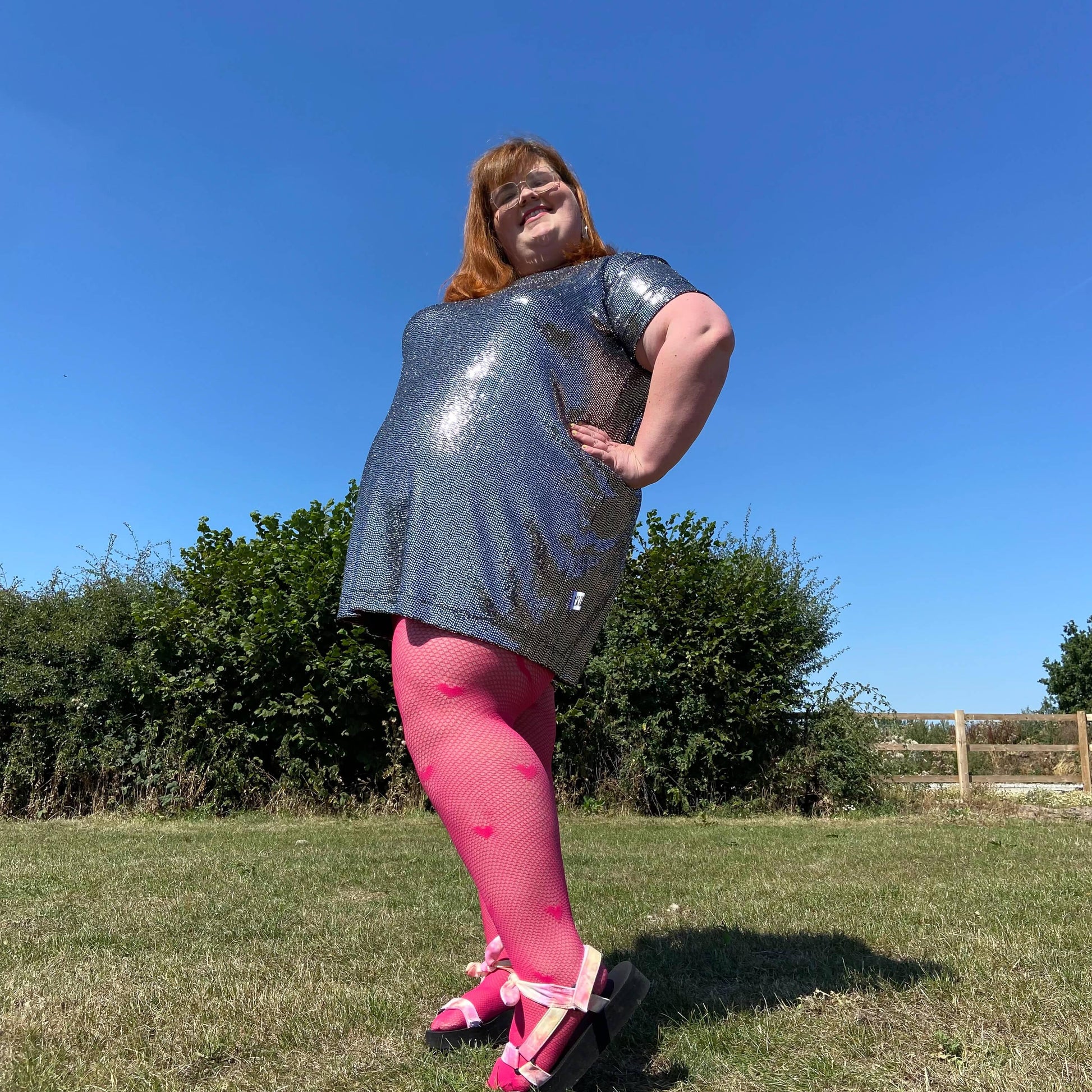 Fishnets - Fishing for Love - Pomegranate - Snag