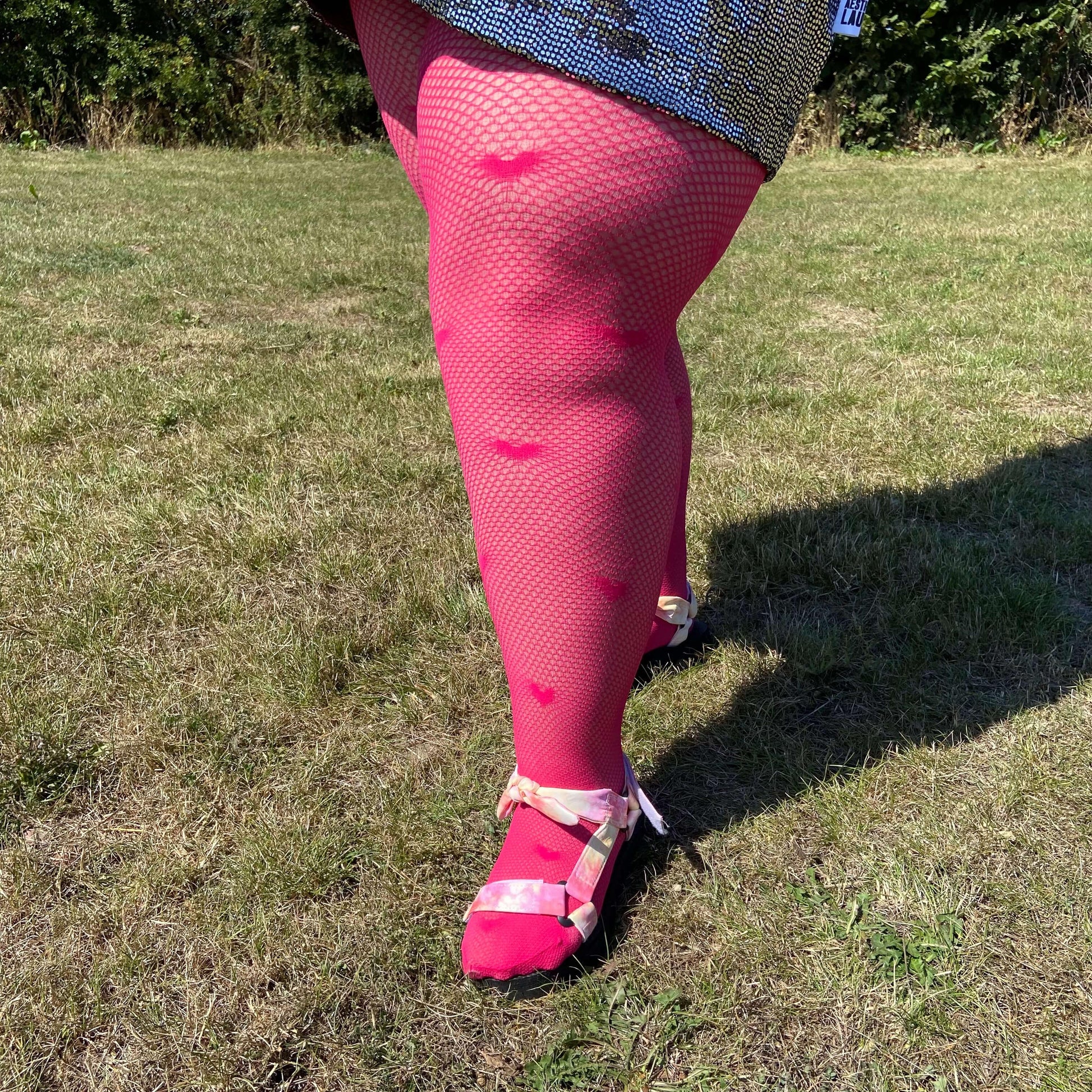Fishnets - Fishing for Love - Pomegranate - Snag