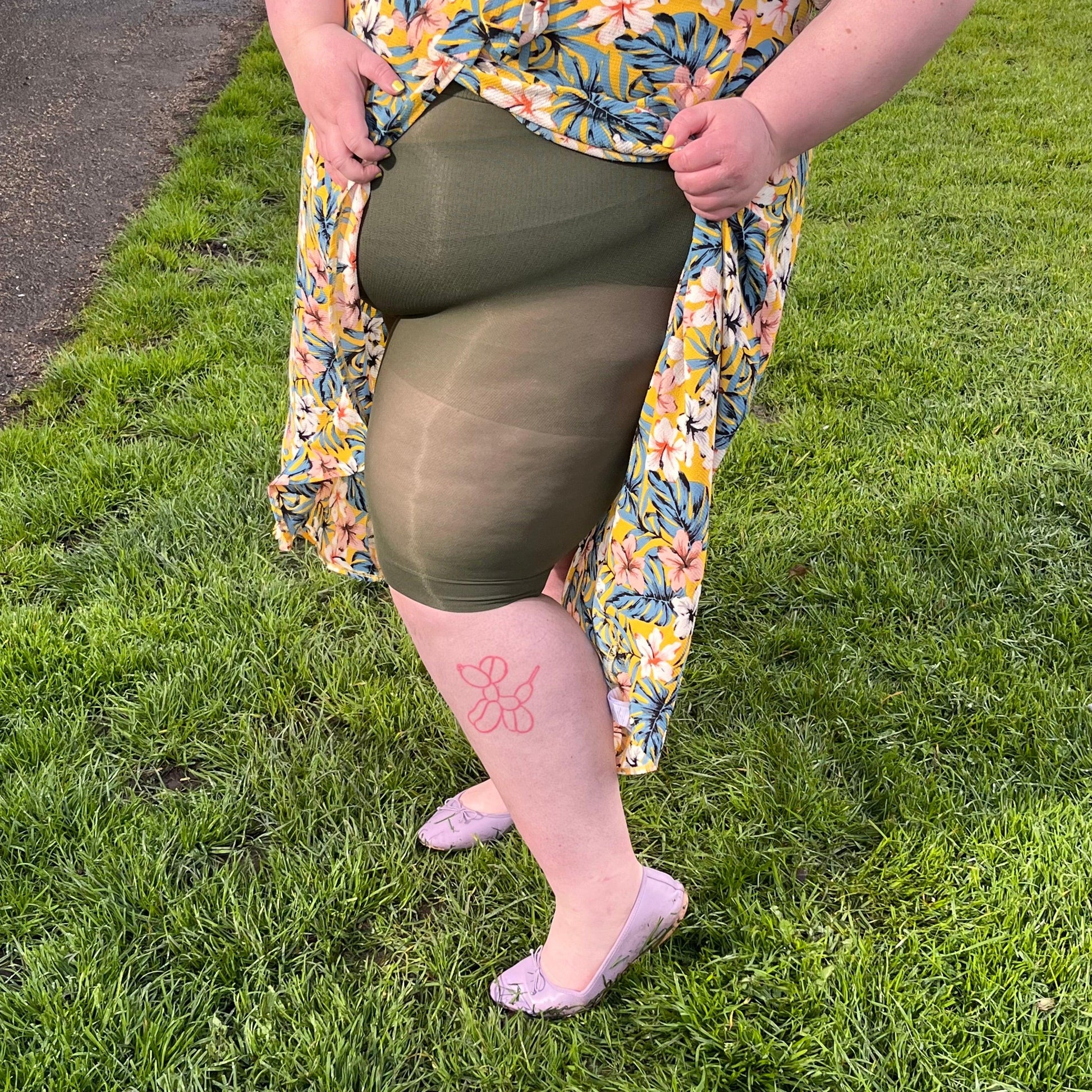Stay Cool Chub Rub Shorts - Peace - Snag